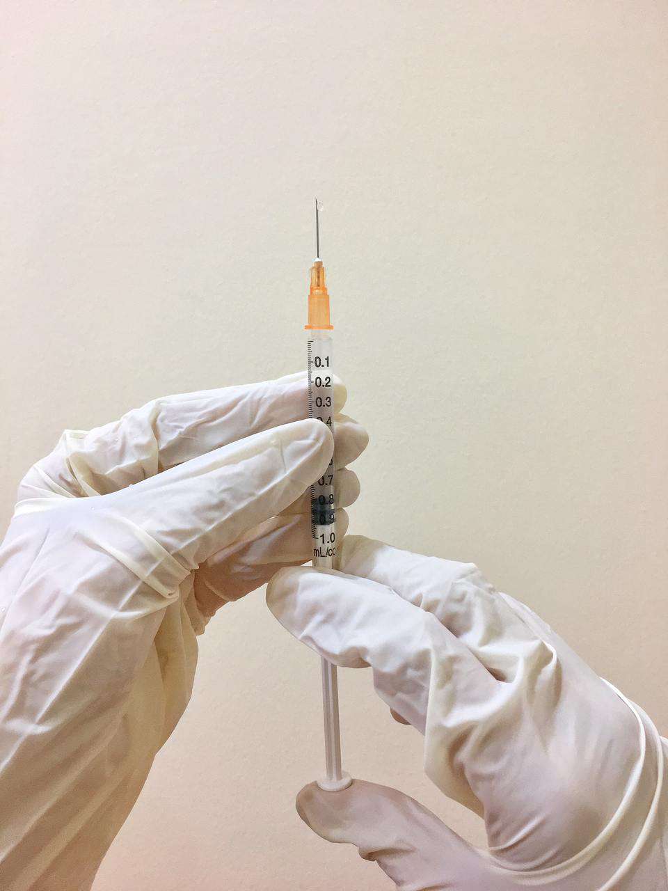 “Las vacunas no previenen de forma absoluta los contagios de coronavirus”