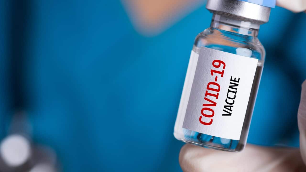 La vacunación con dos dosis protege contra las internaciones